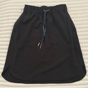 Black Lululemon skirt